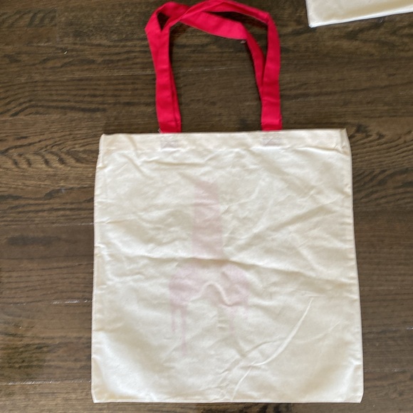 Maker’s Mark Whiskey Tote Bags Lot of 3 and Set of Cell Phone Popsockets - Picture 7 of 11